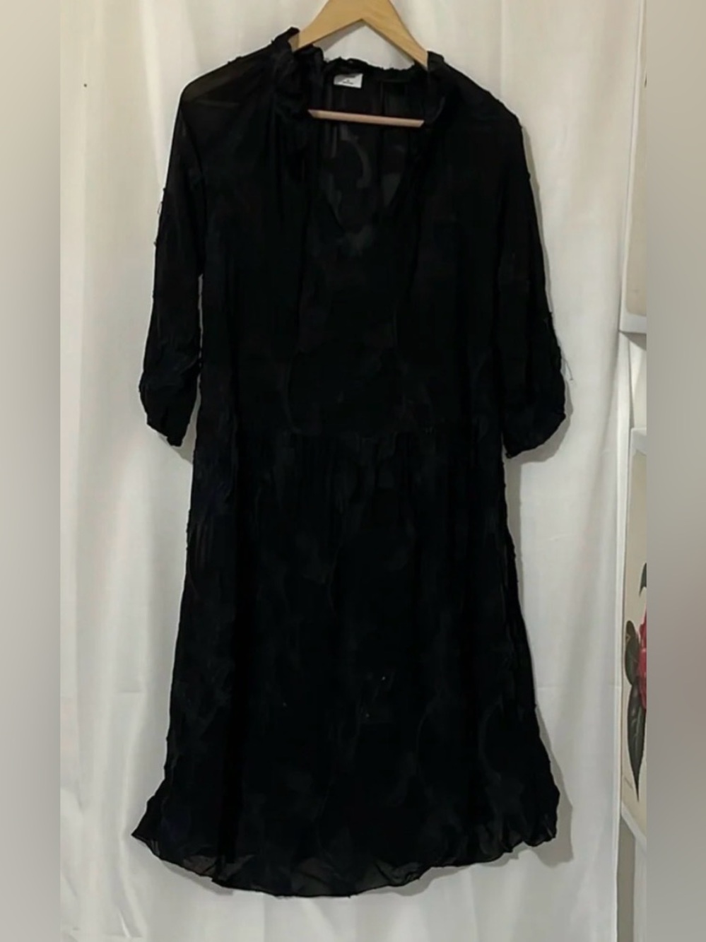 Wilfred Black Long-Sleeve V-Neck Midi Dress a141